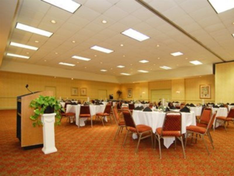 Quality Inn & Conference Center Tampa Eksteriør bilde